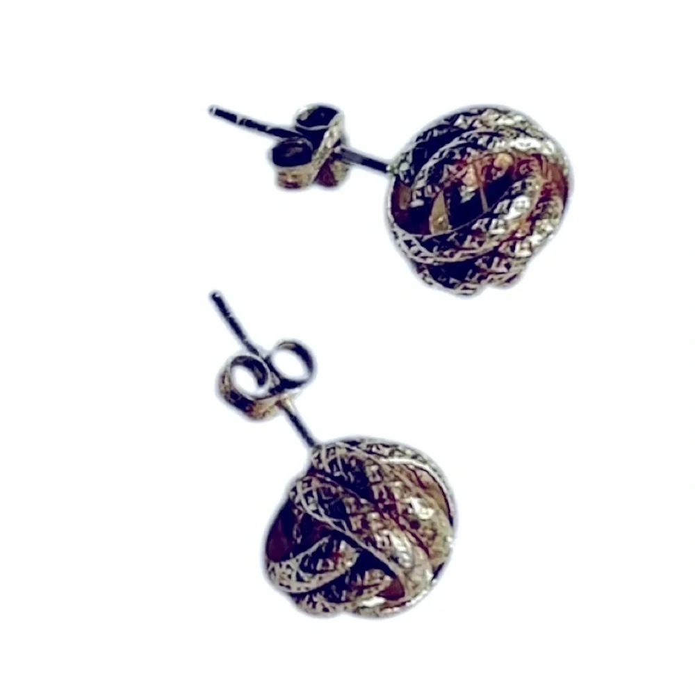 Trendy boutique elegant textured